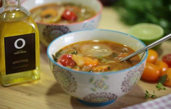 【デトックススープ】オリーブオイルで作る美味しい野菜スープレシピ