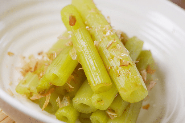 フキの煮物